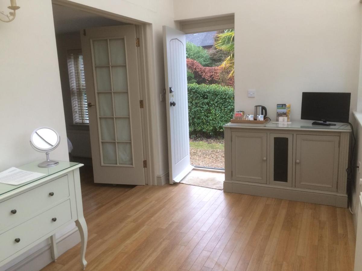 เดอะ บาร์น แอท วูดวิว Bed & Breakfast Hildenborough ภายนอก รูปภาพ